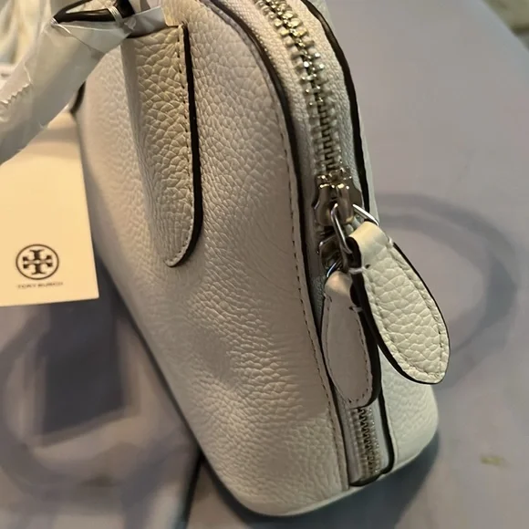 Tory Burch super white small purse - Picture 3 of 10